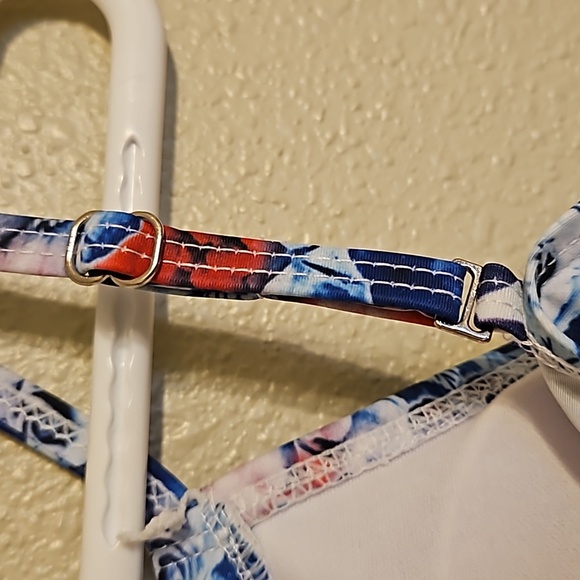 Ekouaer 2 piece NWT Swim Suit Bakini - Picture 9 of 9